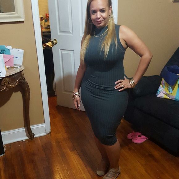 Meet your Posher, Myrna - Picture 1 of 1